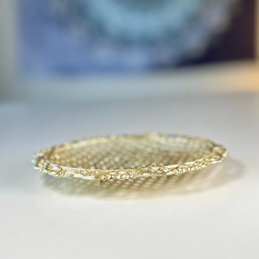 Vintage Gold Metal Filigree Hollywood Regency Style Oval Footed Soap/Vanity Dish